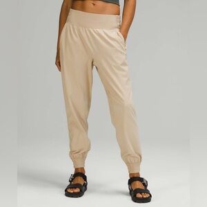 Lululemon Sun Setter Jogger 12